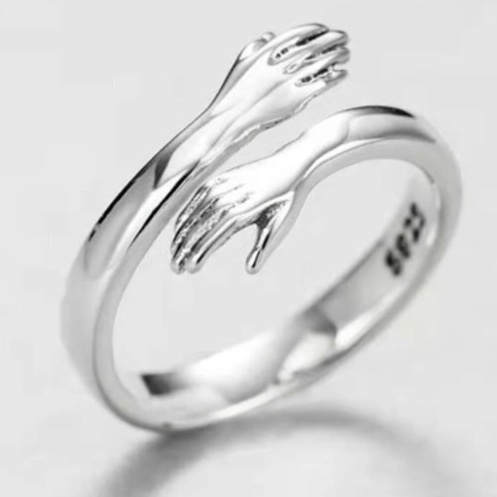 Hug Ring Adjustable Silver Zinc Alloy  .7 cm